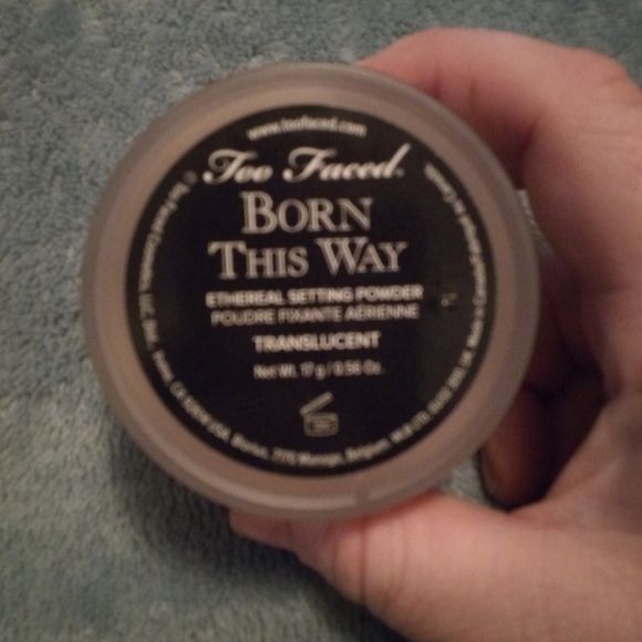 💜2 for $25💜💨Too Faced Setting Powder 💨 - Picture 3 of 3